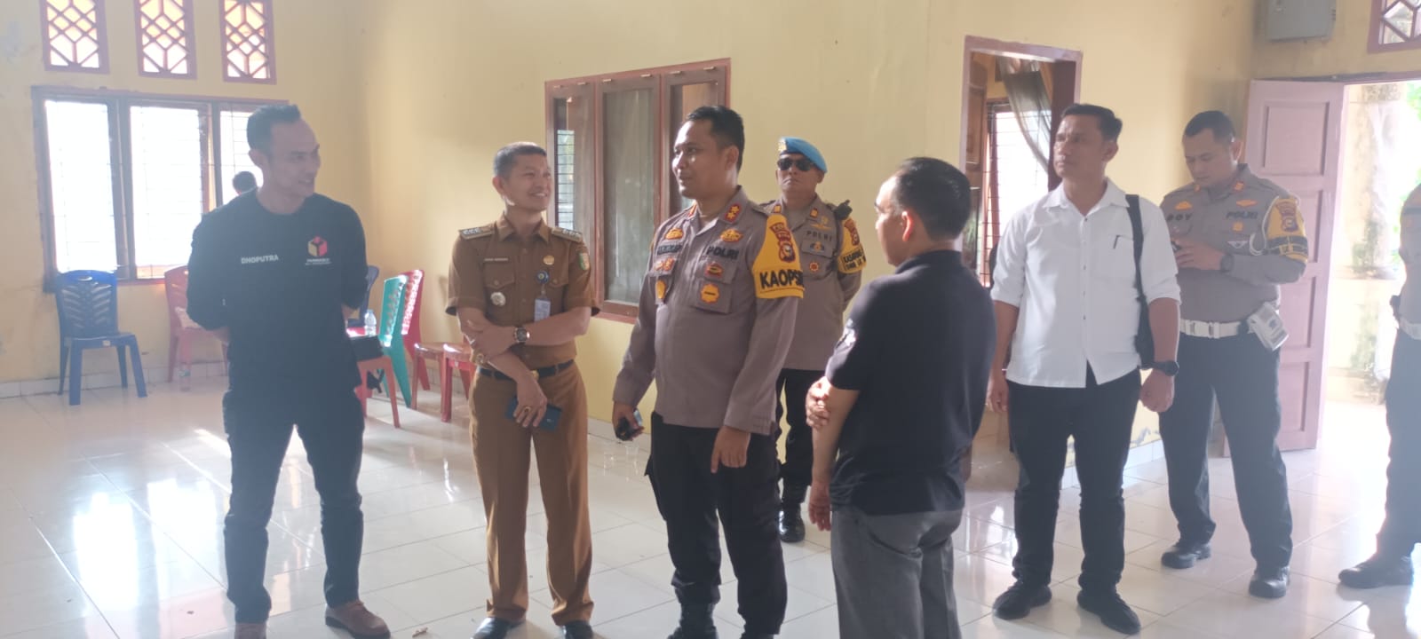 Kunjungi PPK Kecamatan Sentajo Raya, Kapolres Kuansing Cek Gudang Logistik PPK